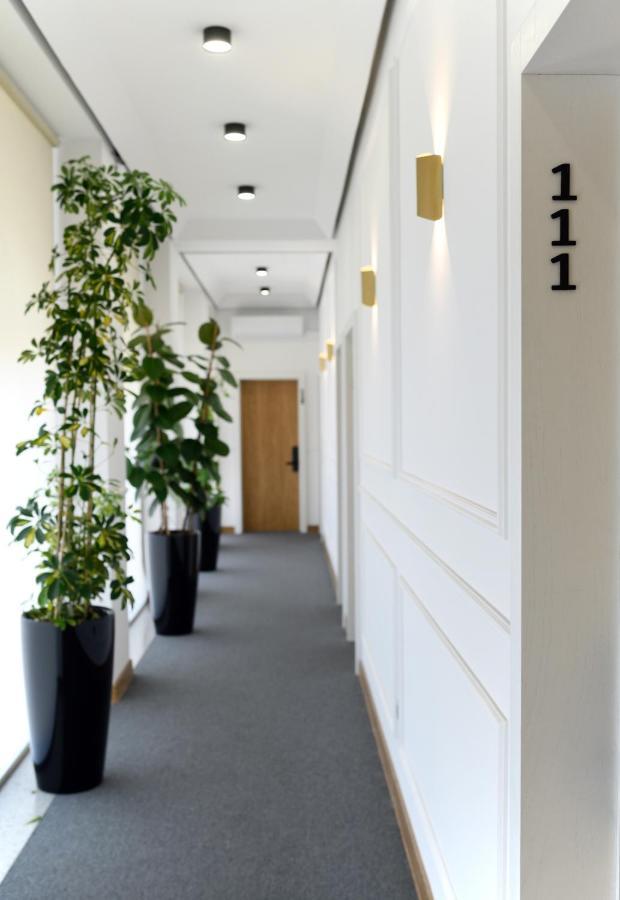 Revive Boutique Hotel Erivan Exterior foto