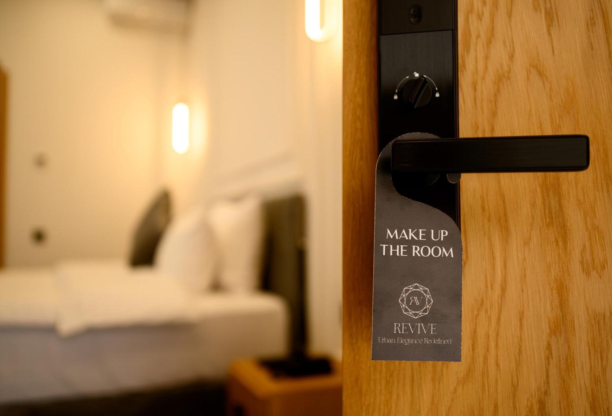 Revive Boutique Hotel Erivan Exterior foto