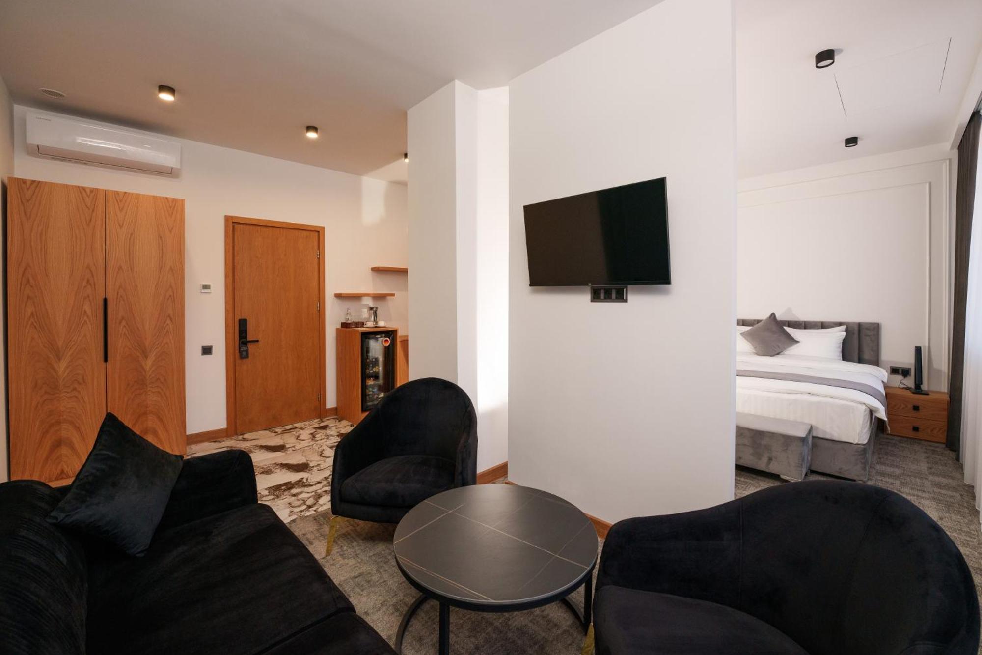 Revive Boutique Hotel Erivan Zimmer foto