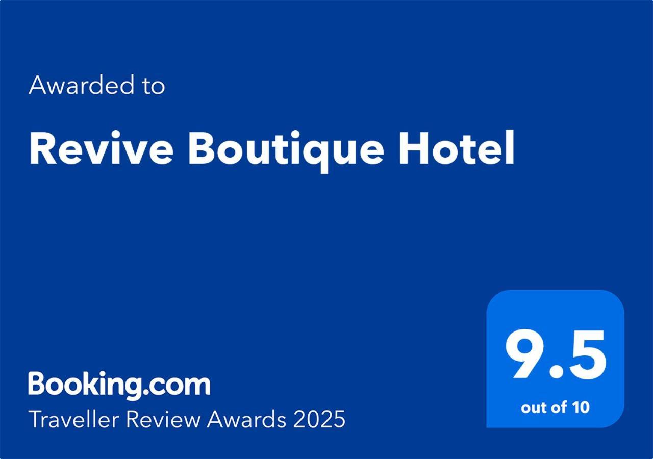 Revive Boutique Hotel Erivan Exterior foto